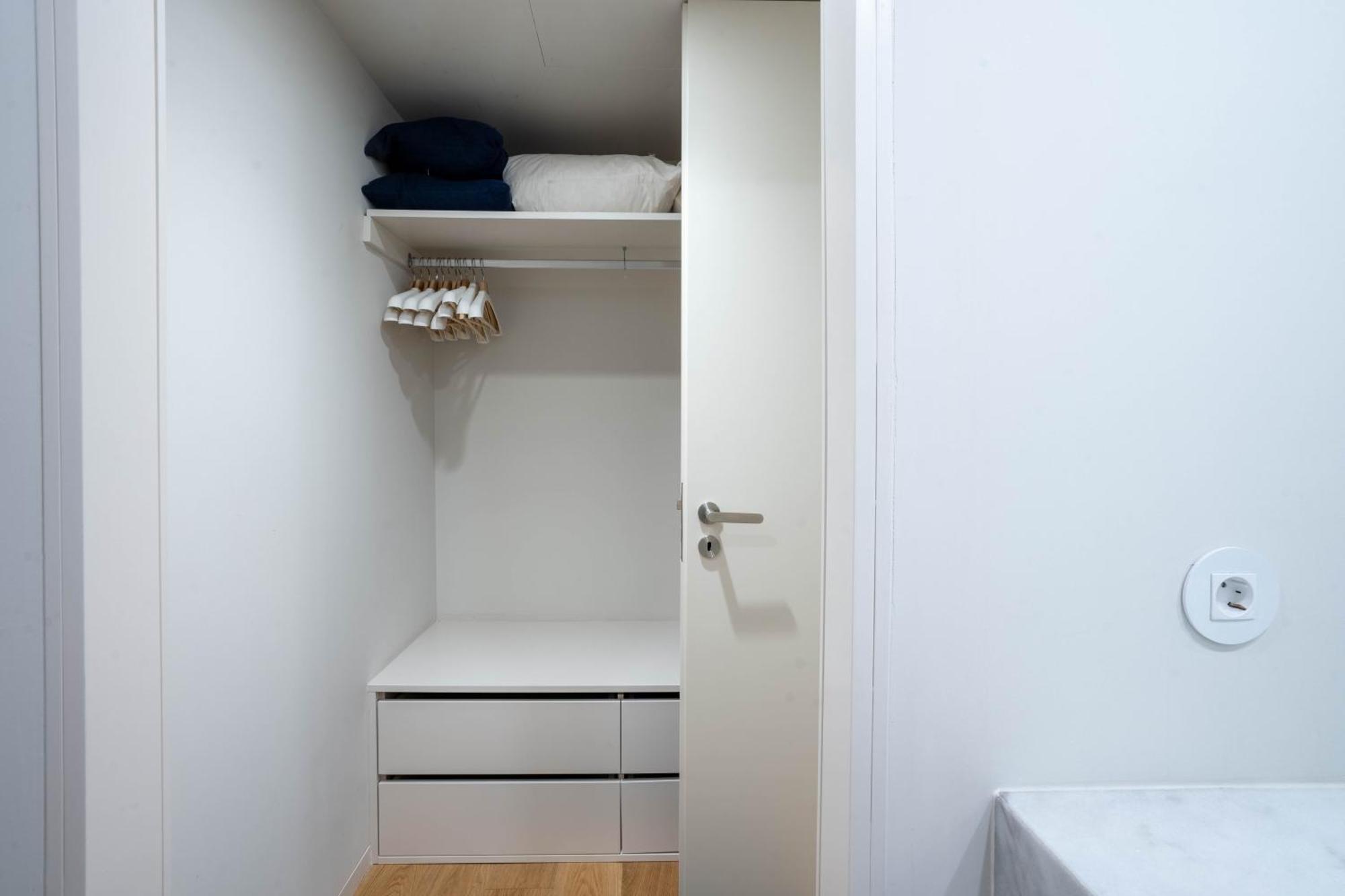 Primrose 1Br Delight W Parking By Lovelystay Porto Eksteriør bilde