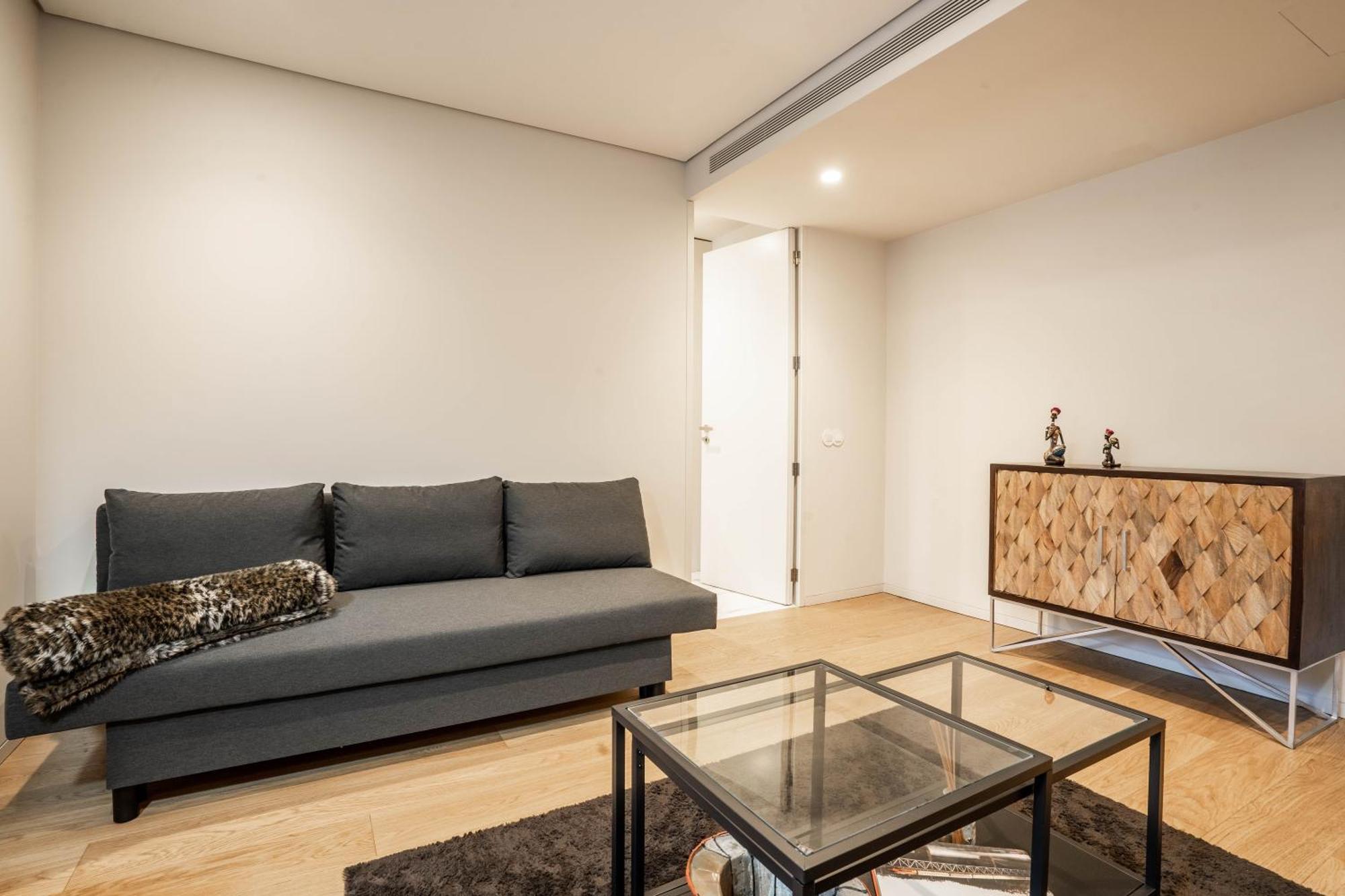 Primrose 1Br Delight W Parking By Lovelystay Porto Eksteriør bilde